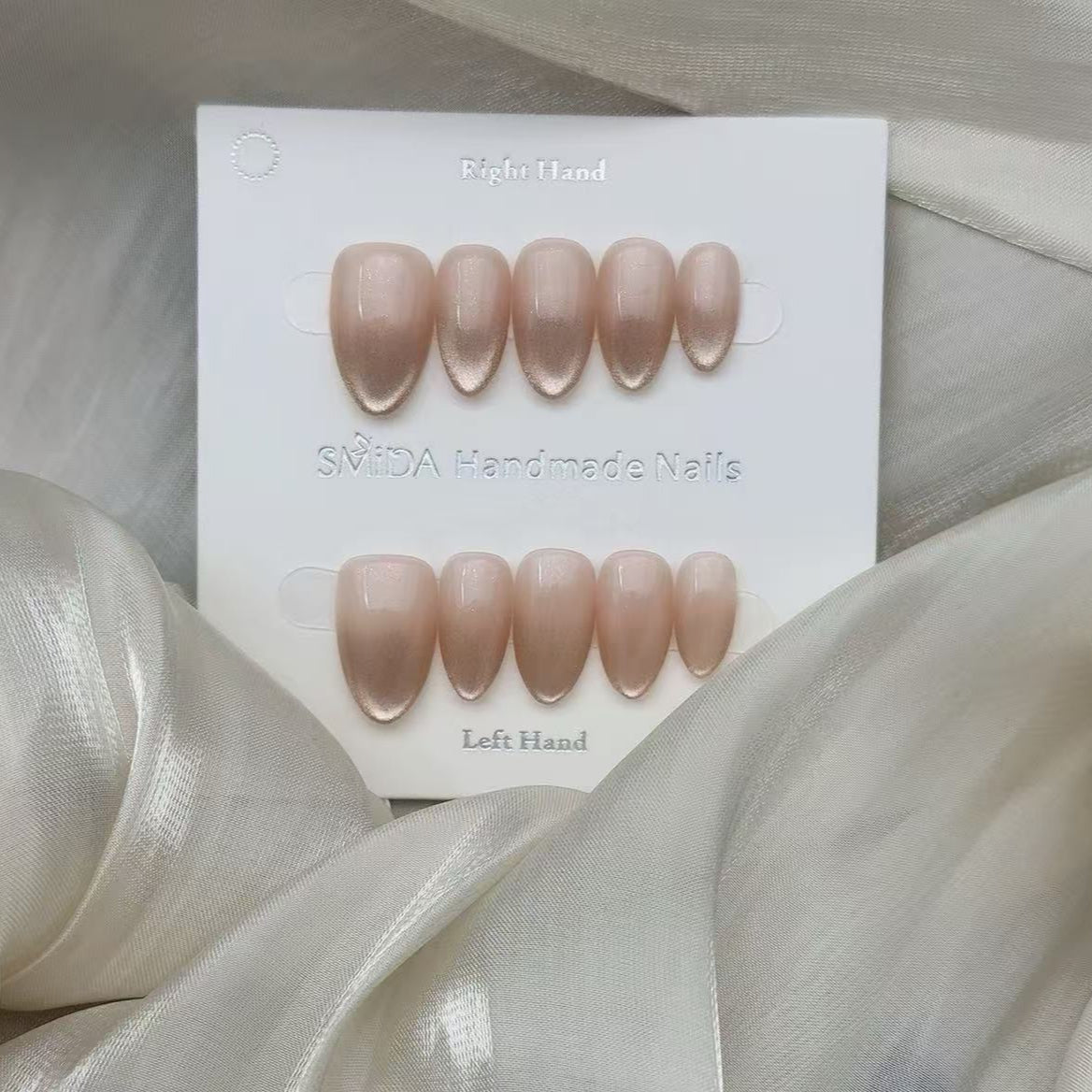 Handmade nails E748