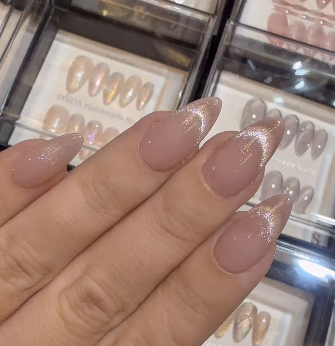 Handmade nails E737