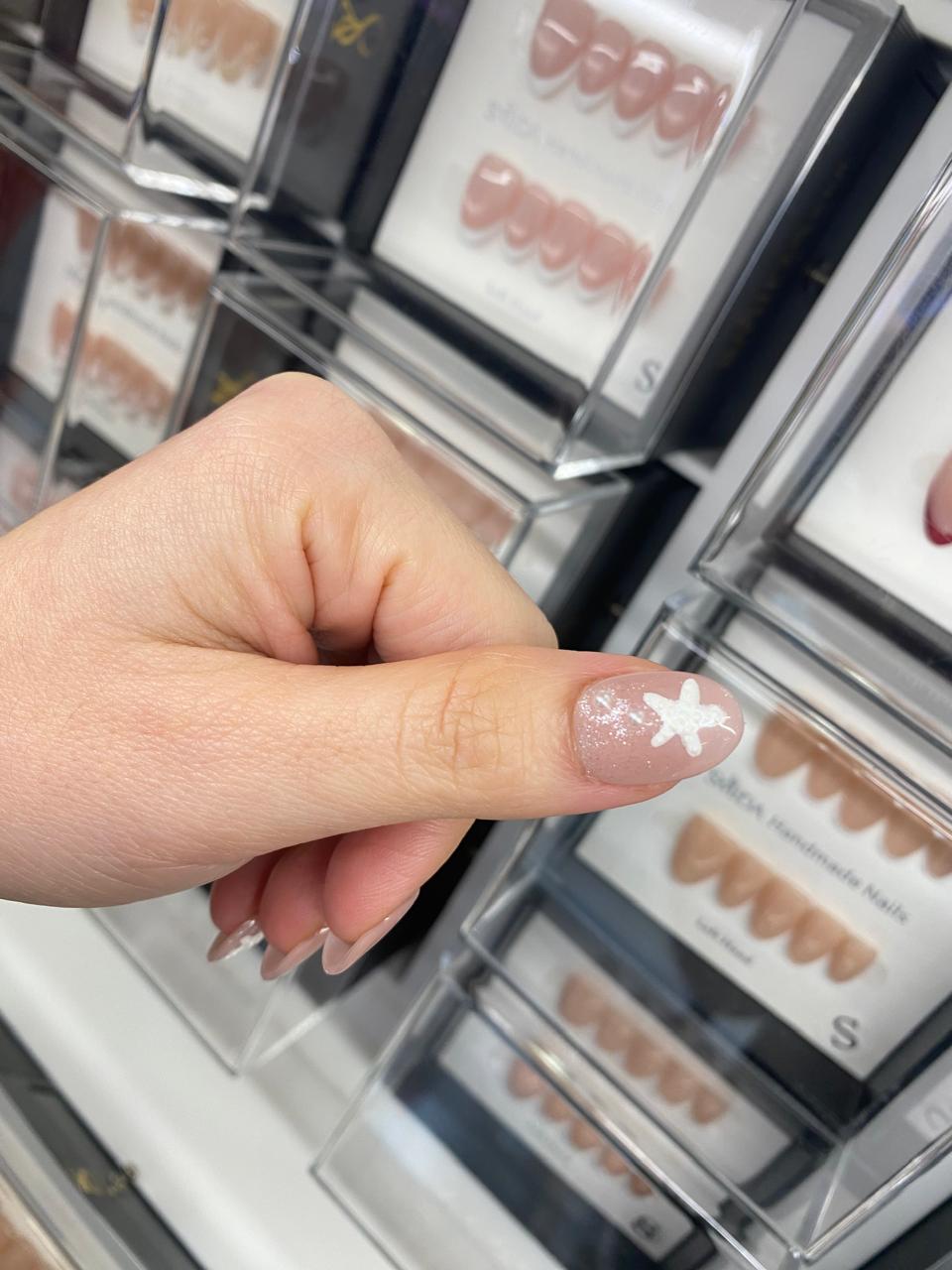 Handmade nails C823