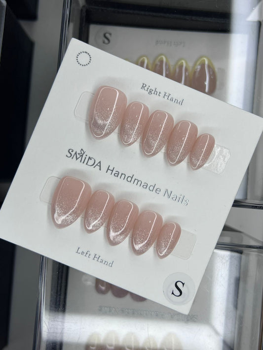 Handmade nails E635