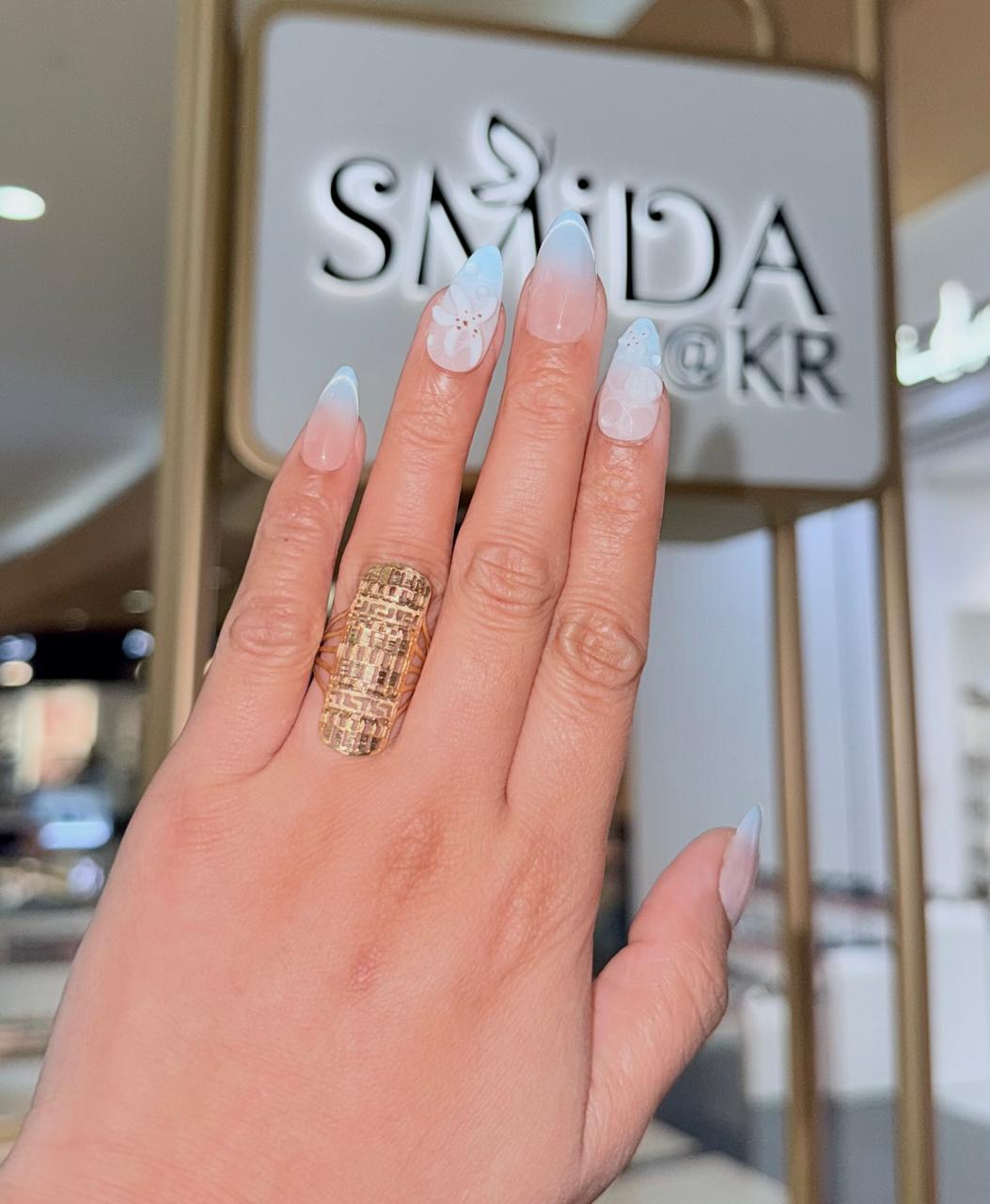 Handmade nails C819