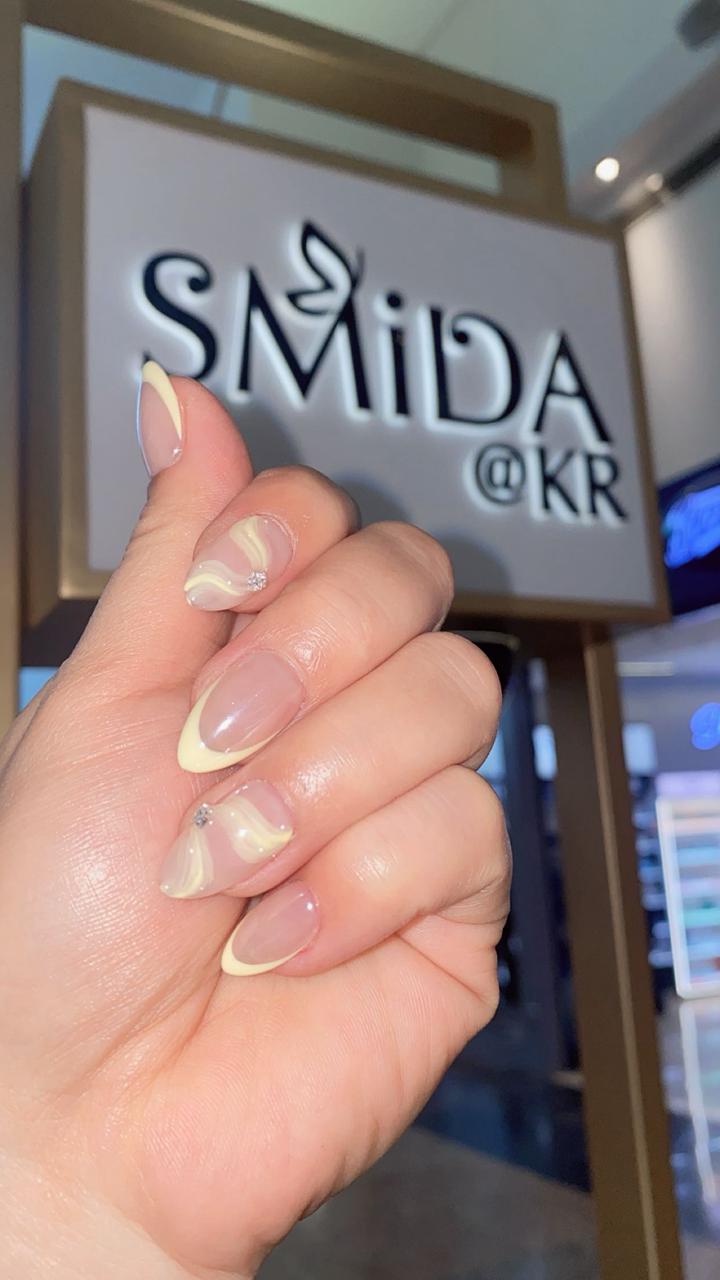 Handmade nails C834