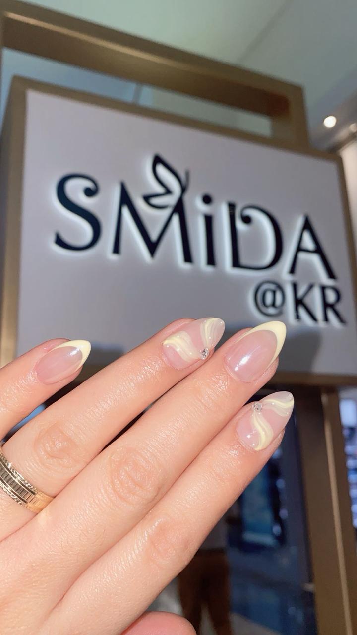 Handmade nails C834