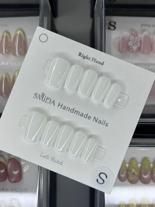 Handmade nails F394