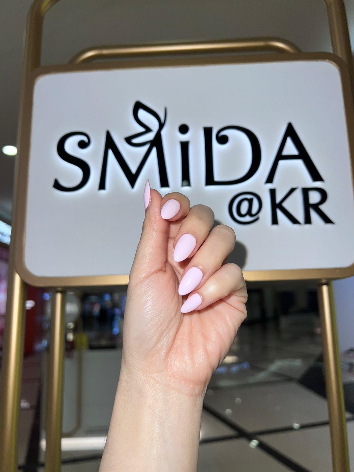 Handmade nails P479