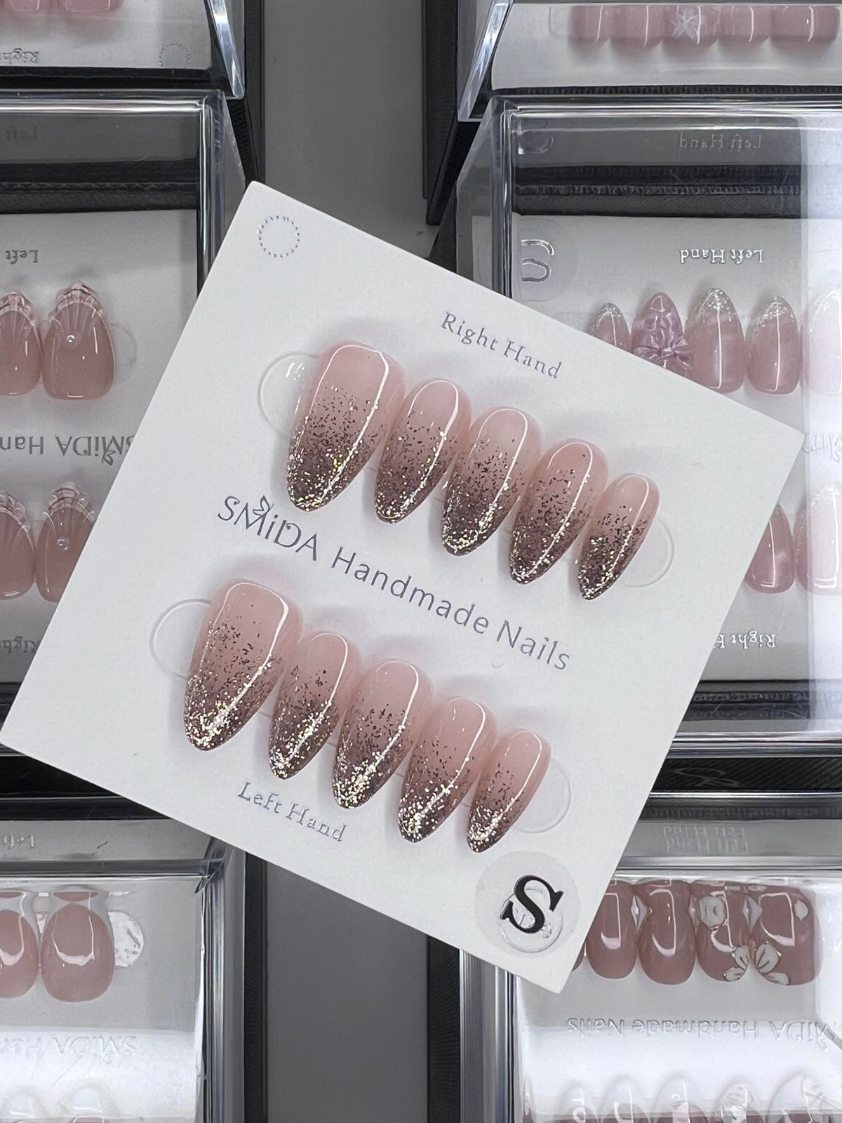 Handmade nails P437