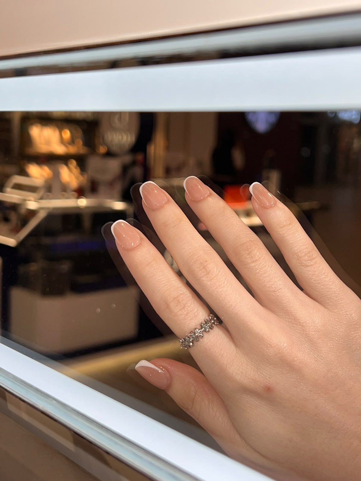 French Tip Press-On Nails UAE - F414