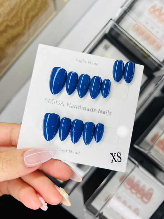 Handmade nails P458
