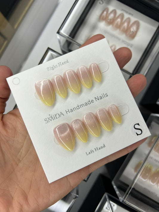 Handmade nails P472